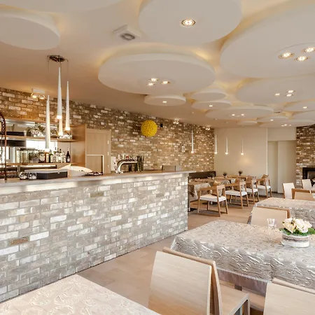 Madre Golf & Family 4*